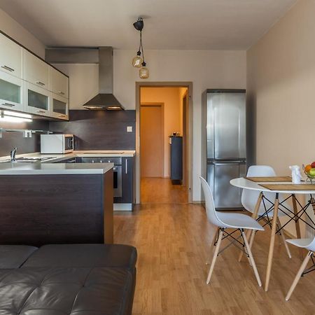 Apartmán v Aleji Bratislava Exterior foto