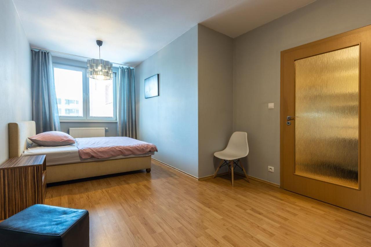 Apartmán v Aleji Bratislava Exterior foto